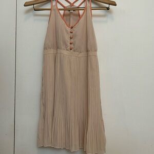 Pleated peach/beige dress size small